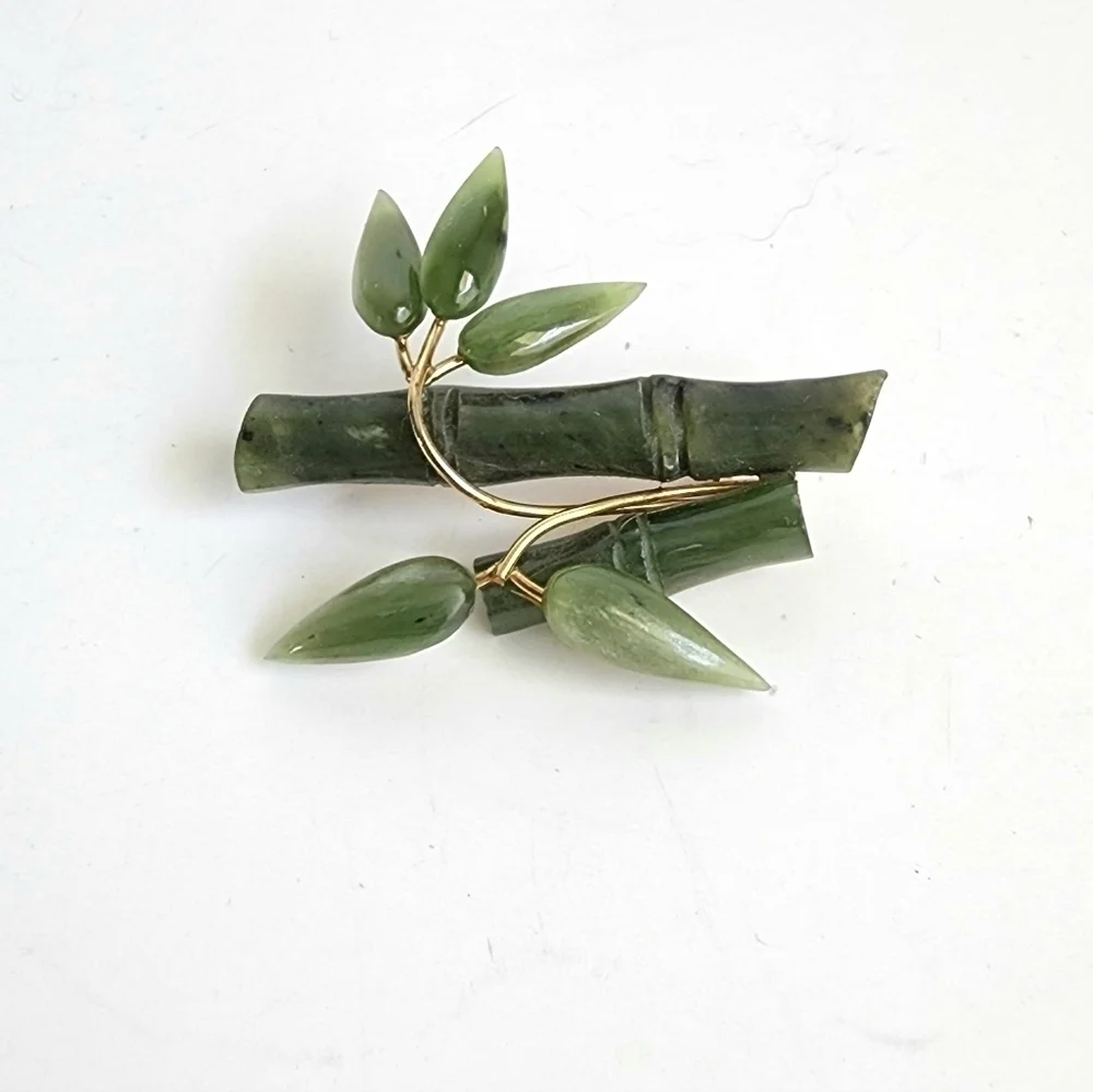Vintage Faux Jade Bamboo Brooch Lucite Pin Asian Gold Tone 50s 60s‎ Retro Estate